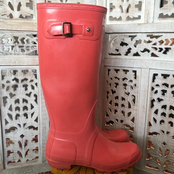 Hunter Tall Glossy Coral Flame Rain Boots Size 7 - Picture 3 of 12